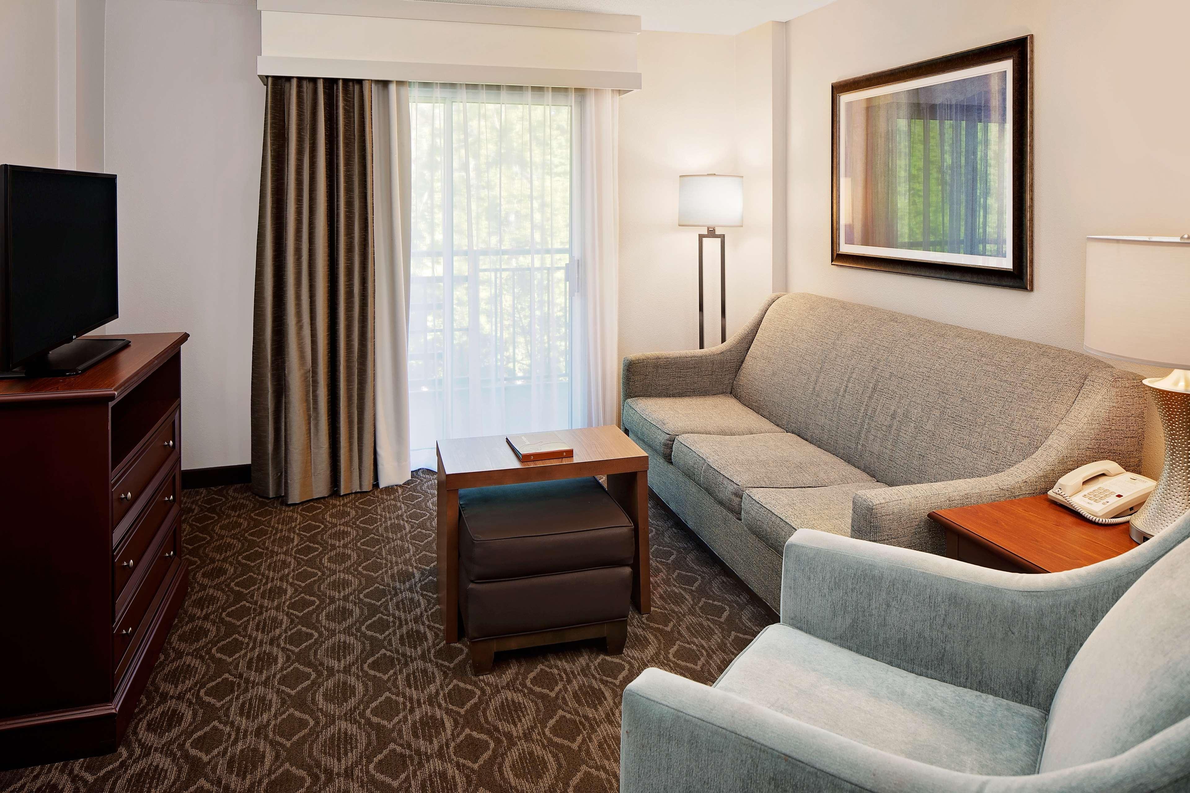 โฮมวู้ด สวีท บาย ฮิลตัน รอลีจ์ แครี Hotel ภายนอก รูปภาพ