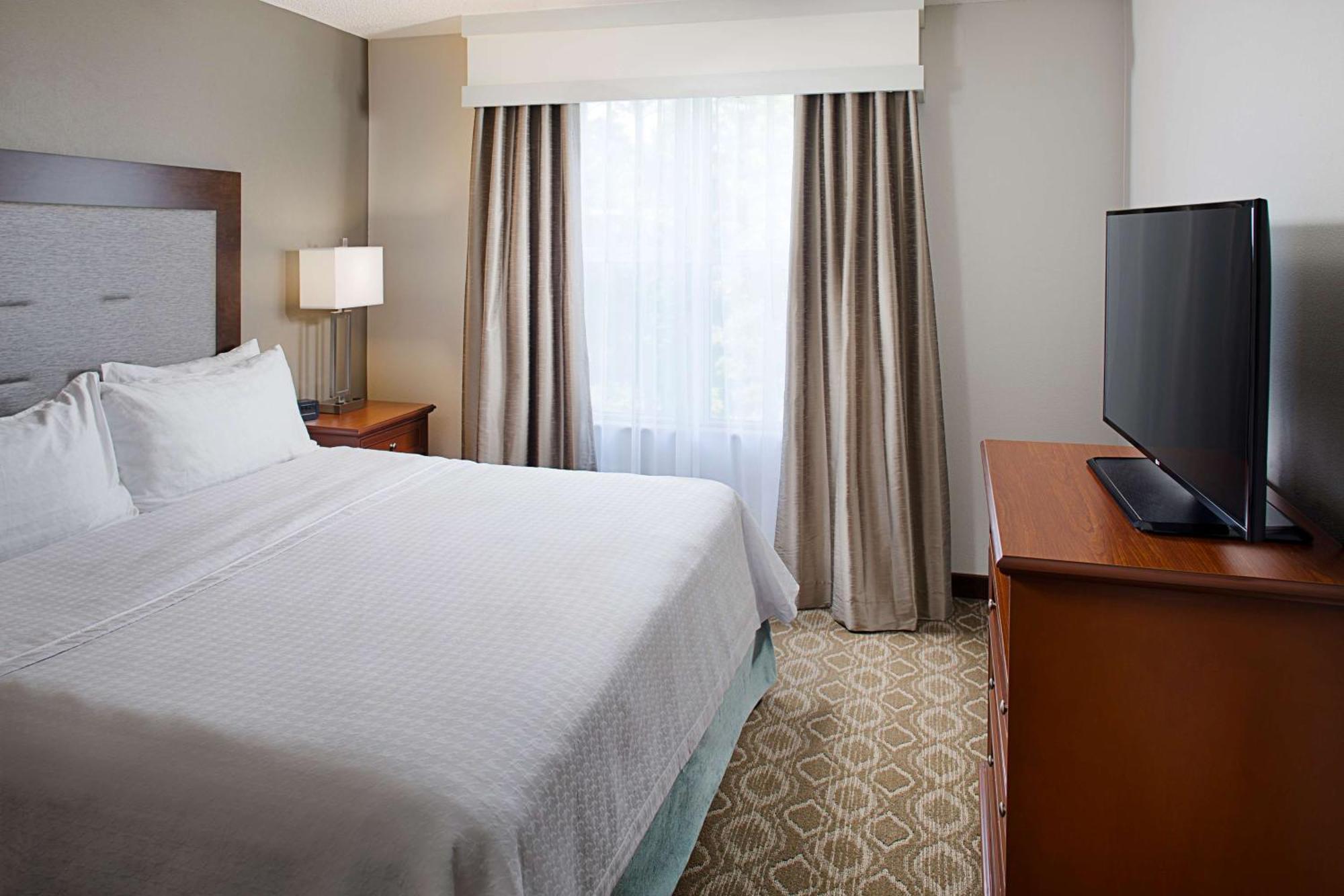 โฮมวู้ด สวีท บาย ฮิลตัน รอลีจ์ แครี Hotel ภายนอก รูปภาพ