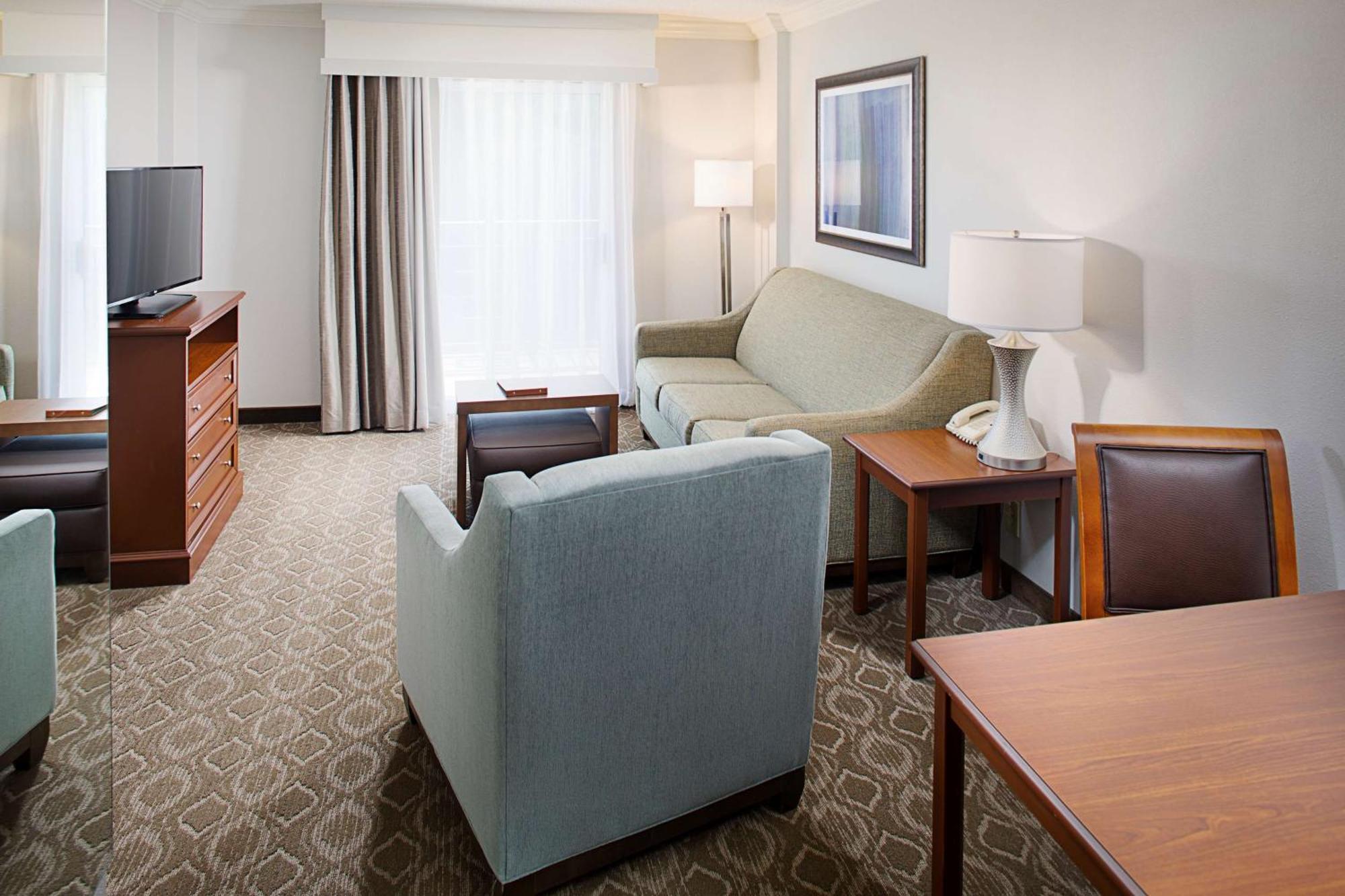 โฮมวู้ด สวีท บาย ฮิลตัน รอลีจ์ แครี Hotel ภายนอก รูปภาพ