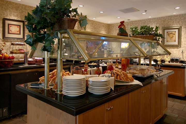 โฮมวู้ด สวีท บาย ฮิลตัน รอลีจ์ แครี Hotel ภายนอก รูปภาพ